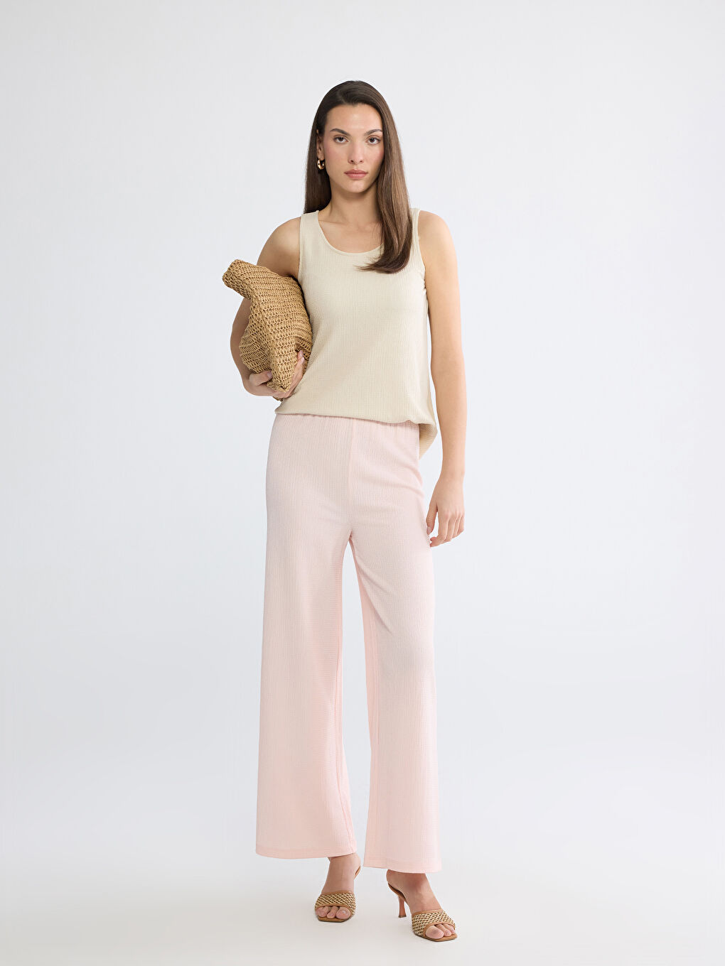 Bej U Yaka Dokulu Kadın Atlet-1