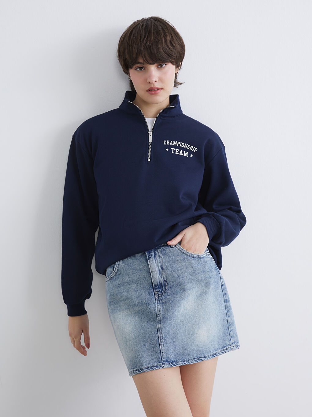 Lacivert Dik Yaka Baskılı Oversize Kadın Kalın Sweatshirt