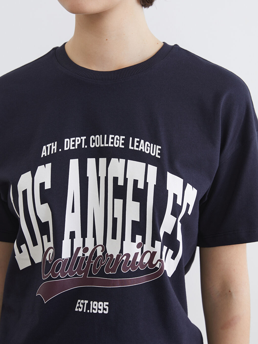 Woman NAVY T-Shirt-2