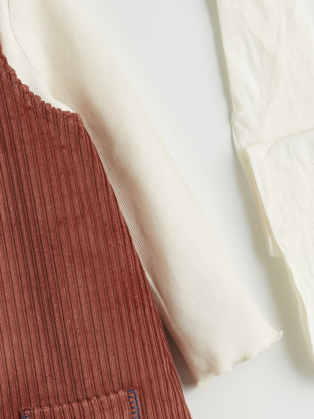 Kahverengi Kız Çocuk Kadife Elbise ve Çorap-1