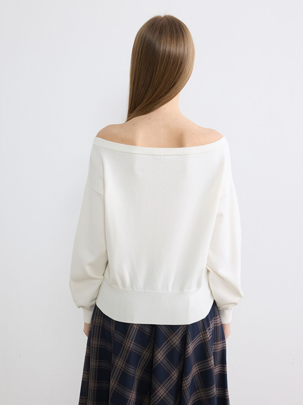 Slash Neck Women's Knitwear Sweater-3