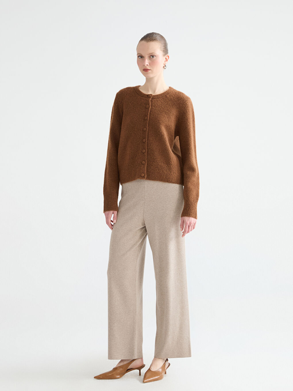 Crew Neck Women's Knitwear Cardigan-1