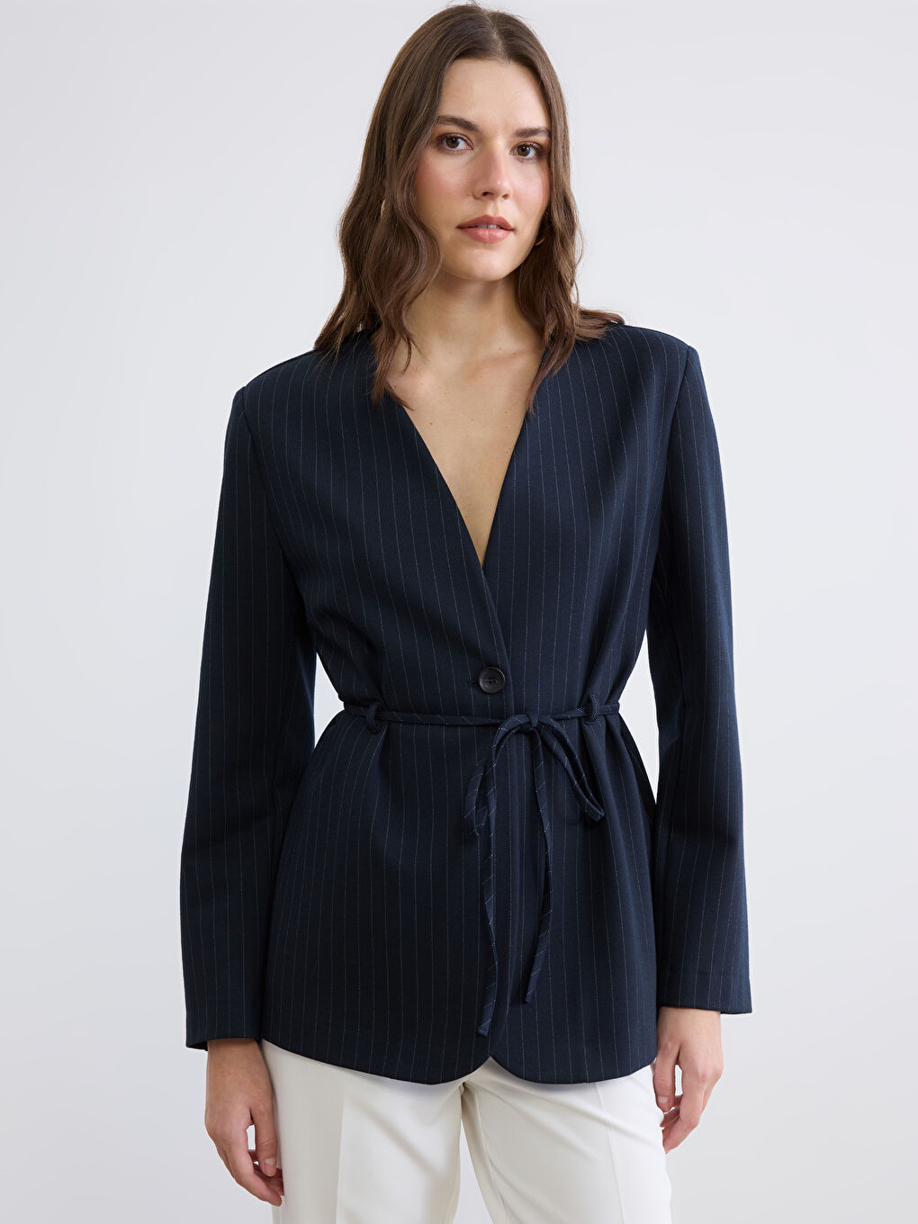 Lacivert Çizgili Kuşaklı Kadın Blazer Ceket