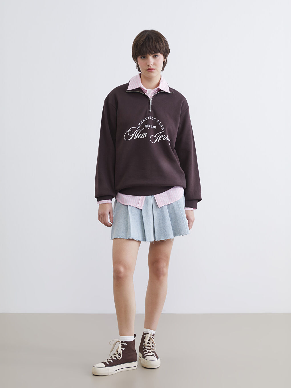 Kahverengi Loose Fit New Jersey Baskılı Kadın Sweatshirt-1