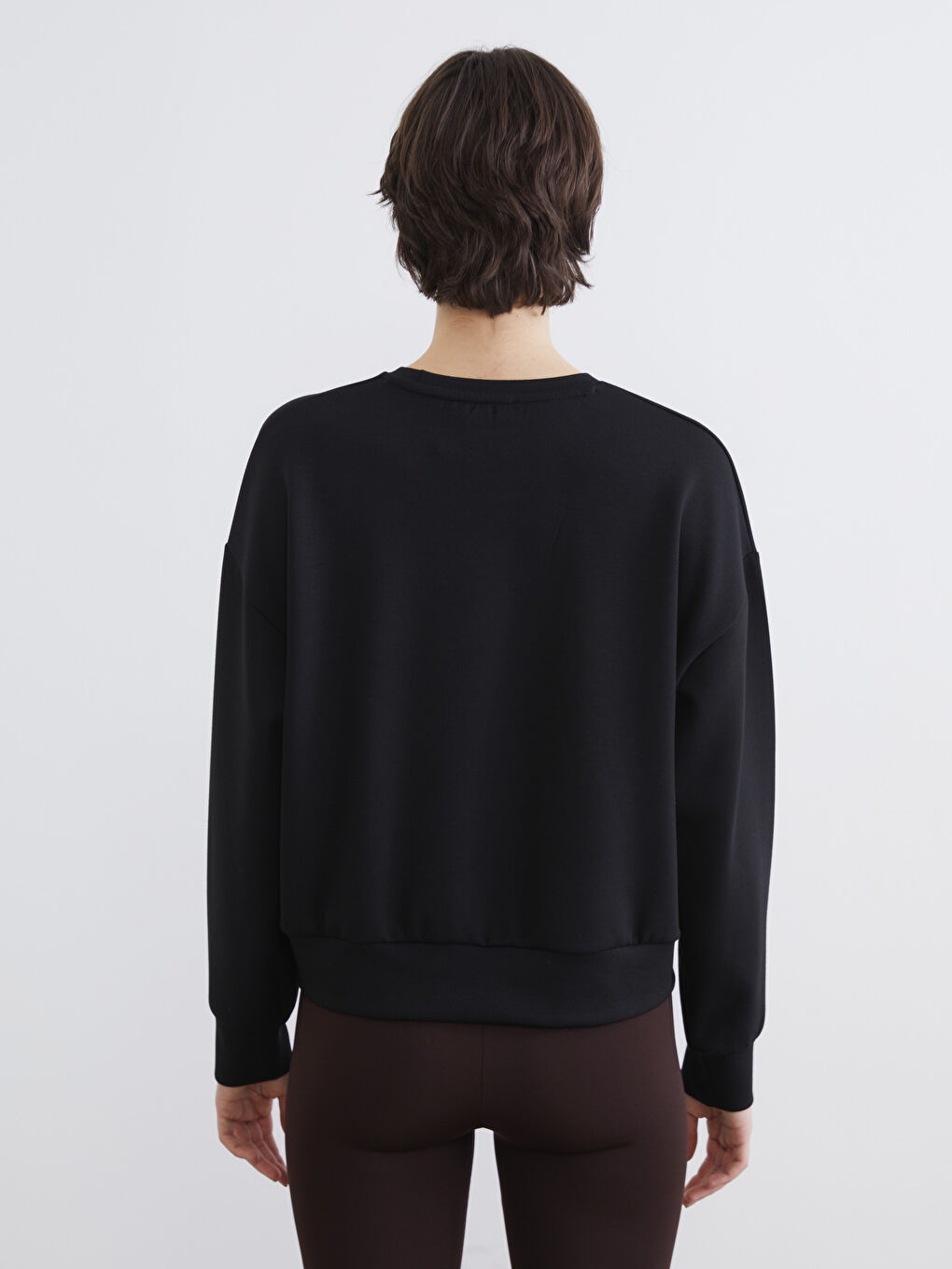 Siyah Bisiklet Yaka Soft Touch Kadın Sweatshirt-3