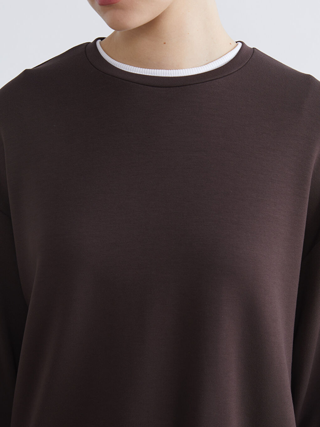 Crew Neck Soft Touch Women's Sweatshirt-2