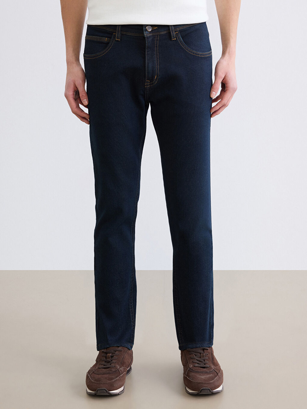 მამაკაცები მუქი ლურჯი ჯინსი-1