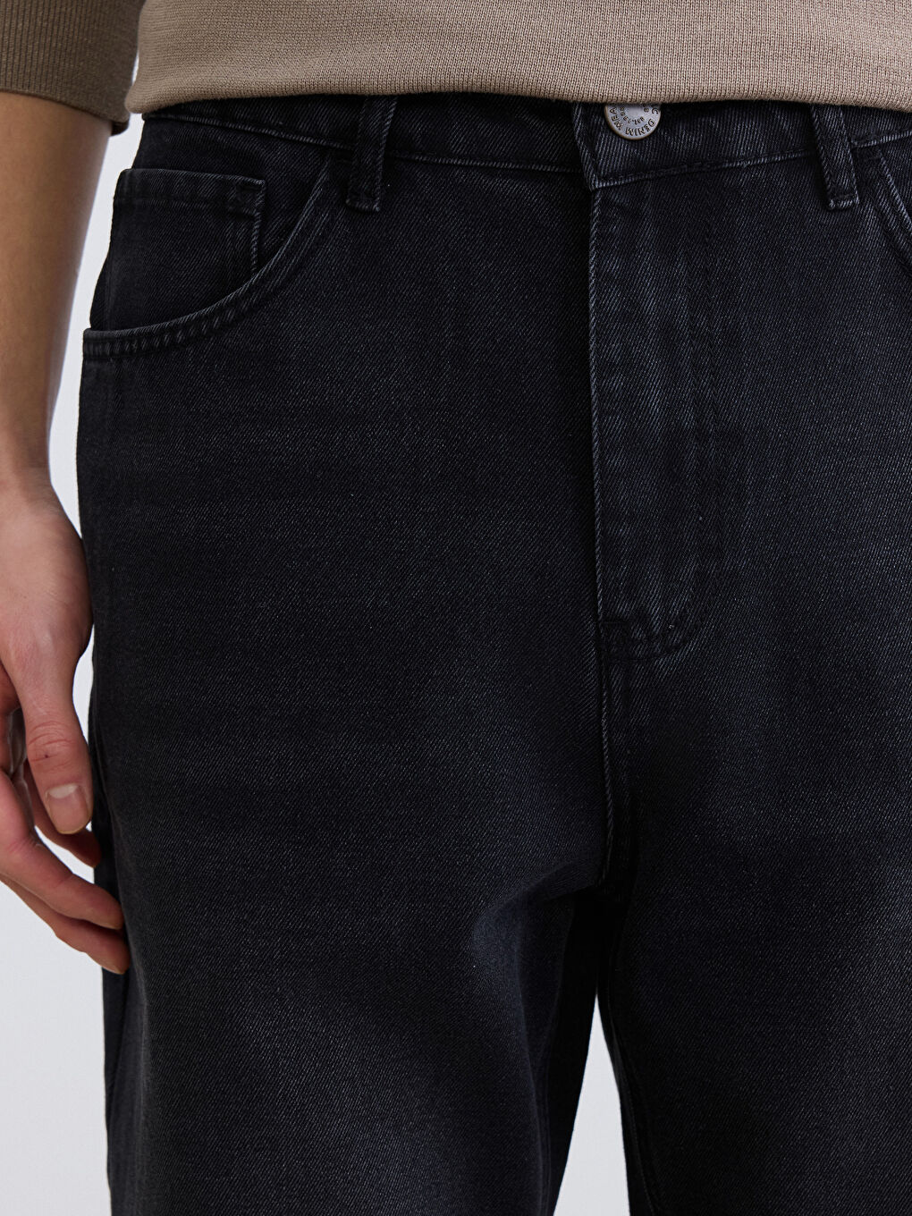 710 Loose Fit Men's Jean-2