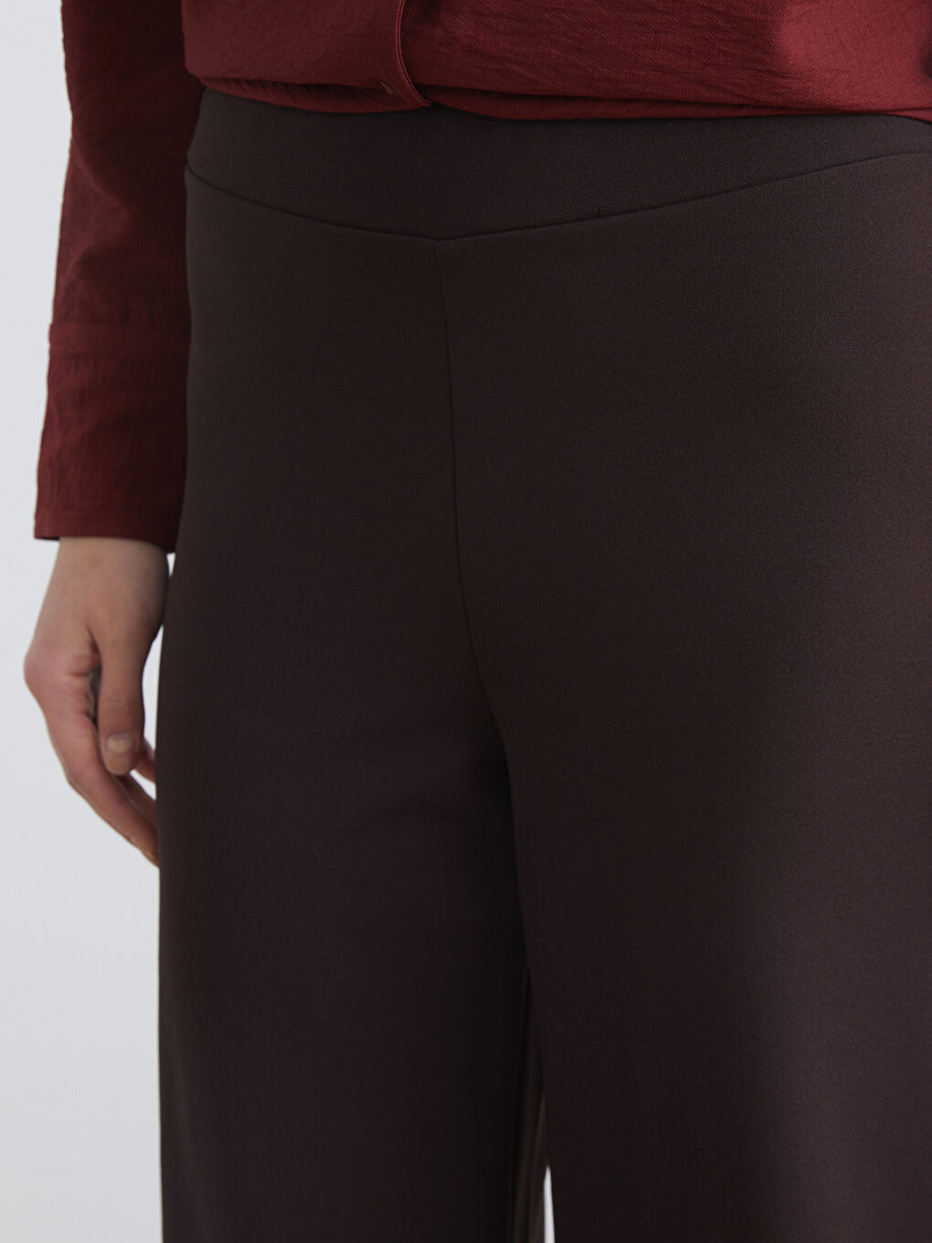 Kahverengi Beli Lastikli Geniş Paça Kadın Pantolon-2