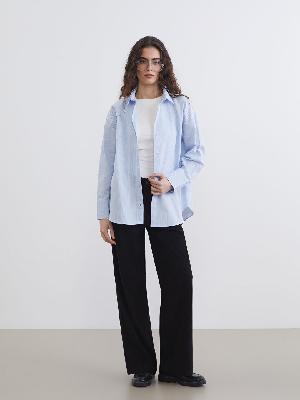 Mavi Çizgili Oversize Oxford Kadın Gömlek-1