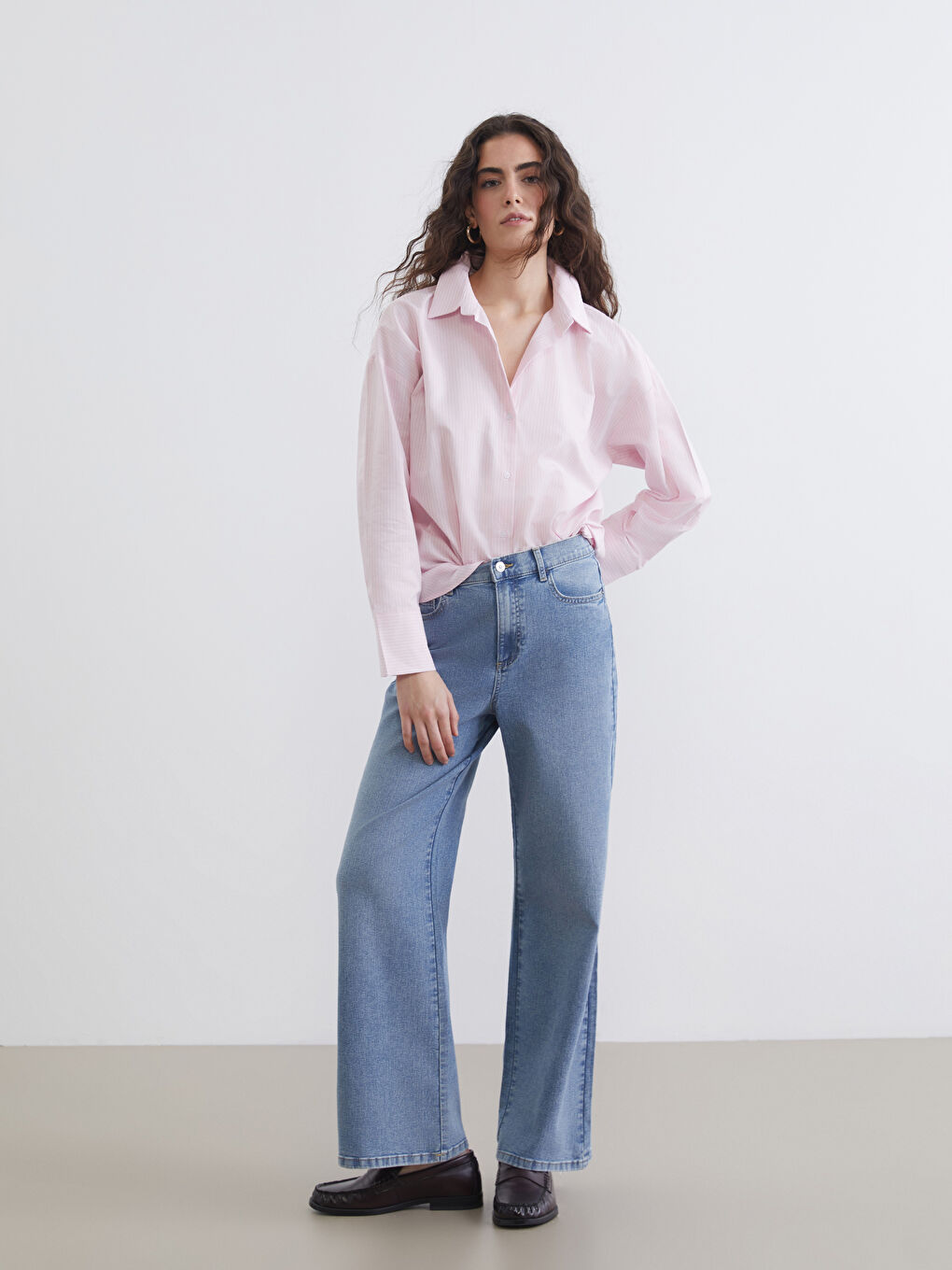 Pembe Çizgili Oversize Oxford Kadın Gömlek-1