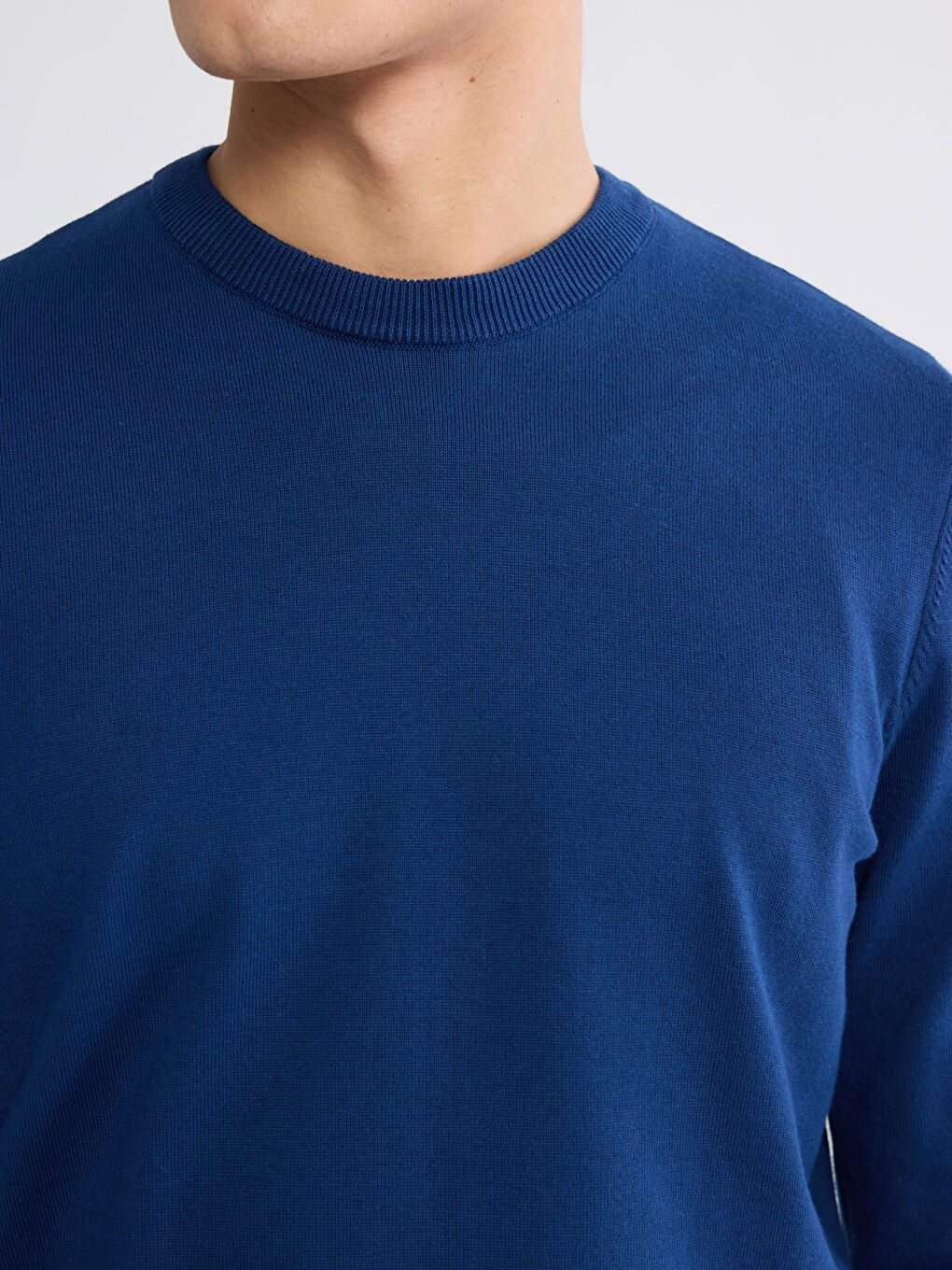 Crew Neck Long Sleeve Men's Tricot Sweater-2
