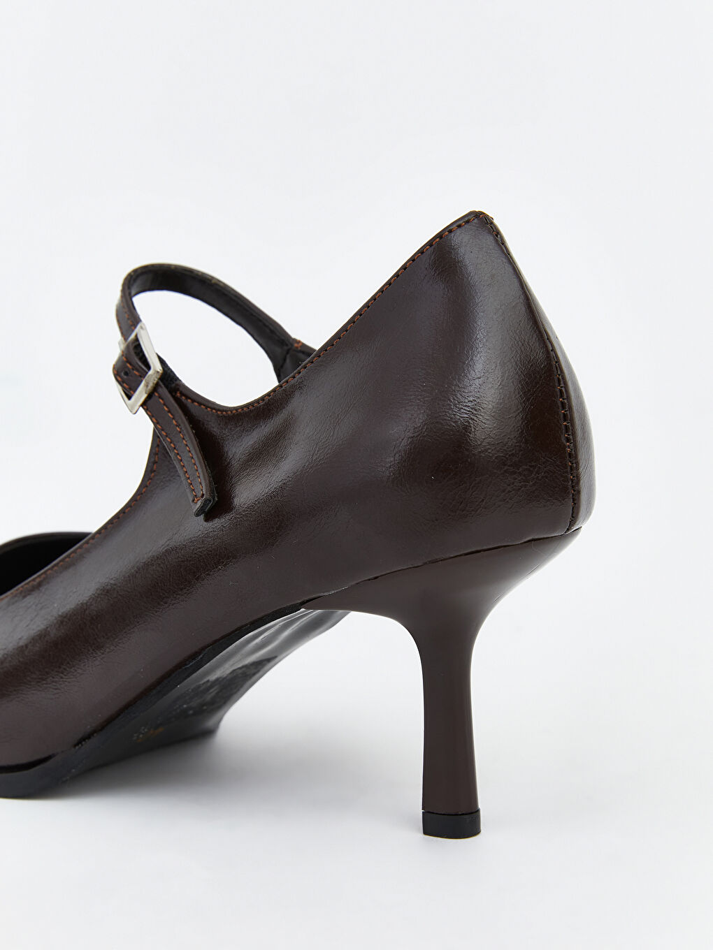 Kahverengi Sivri Burun Kadın Topuklu Ayakkabı-4