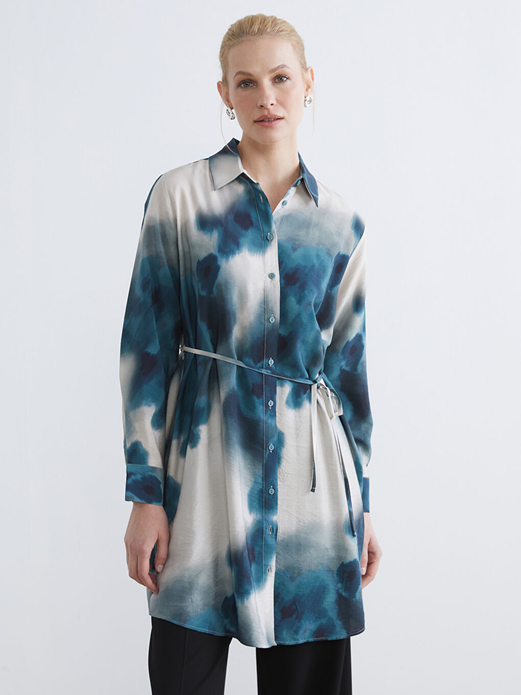 Patterned Women's Tunic Shirt with Belt