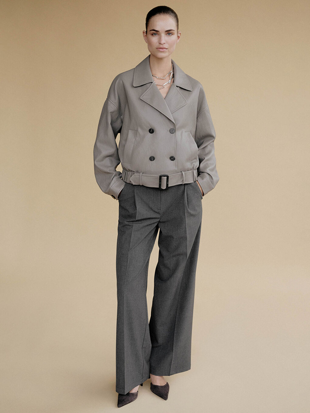 بنطلونات نسائية بليسيه بمقاس مريح