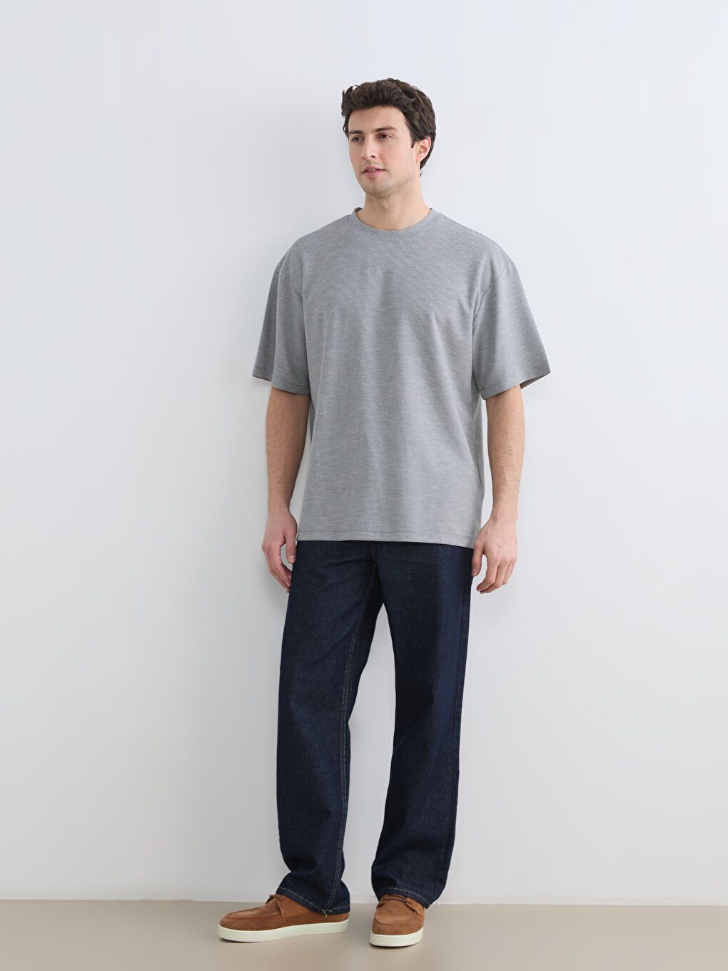 Gri Bisiklet Yaka Erkek Tişört-1