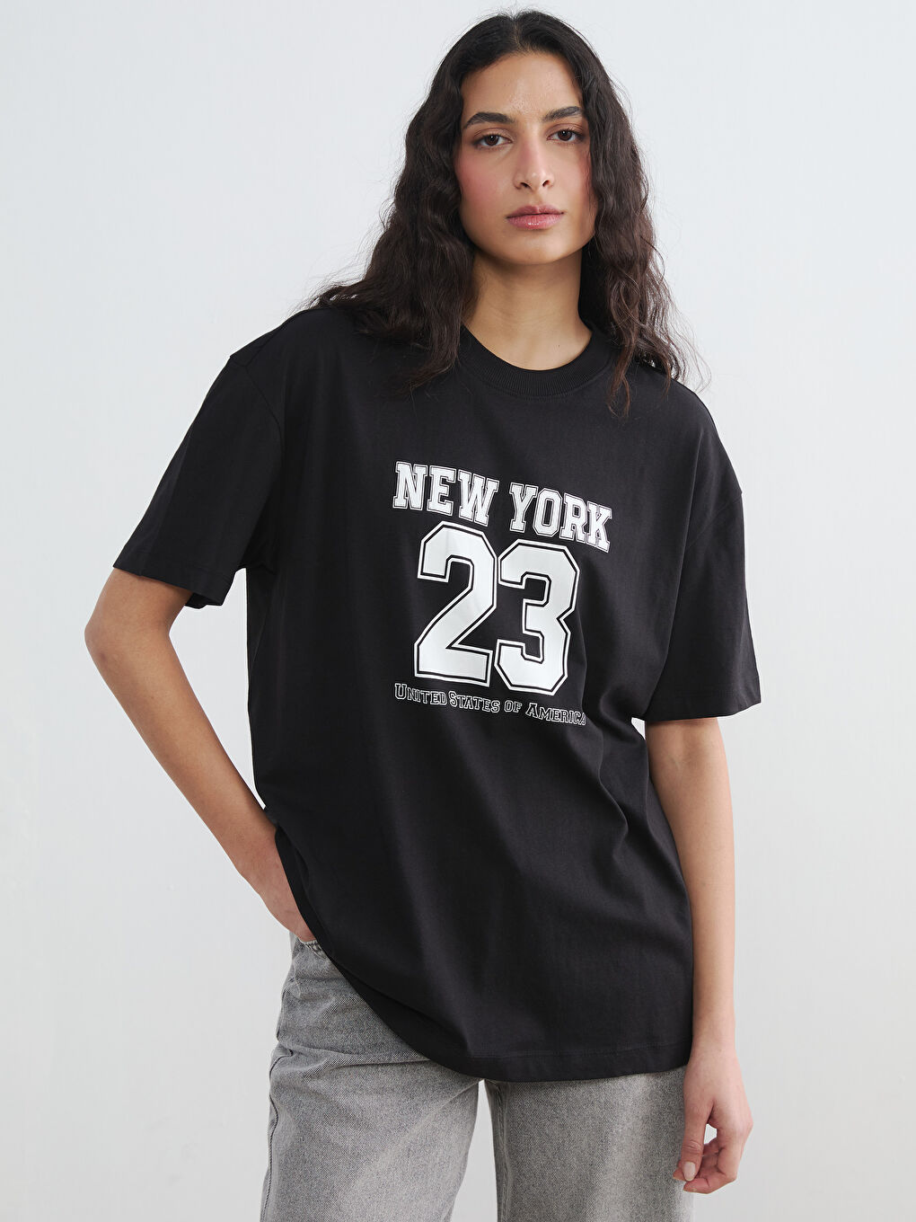 მრგვალი საყელო New York ნაბეჭდი ქალის მაისური