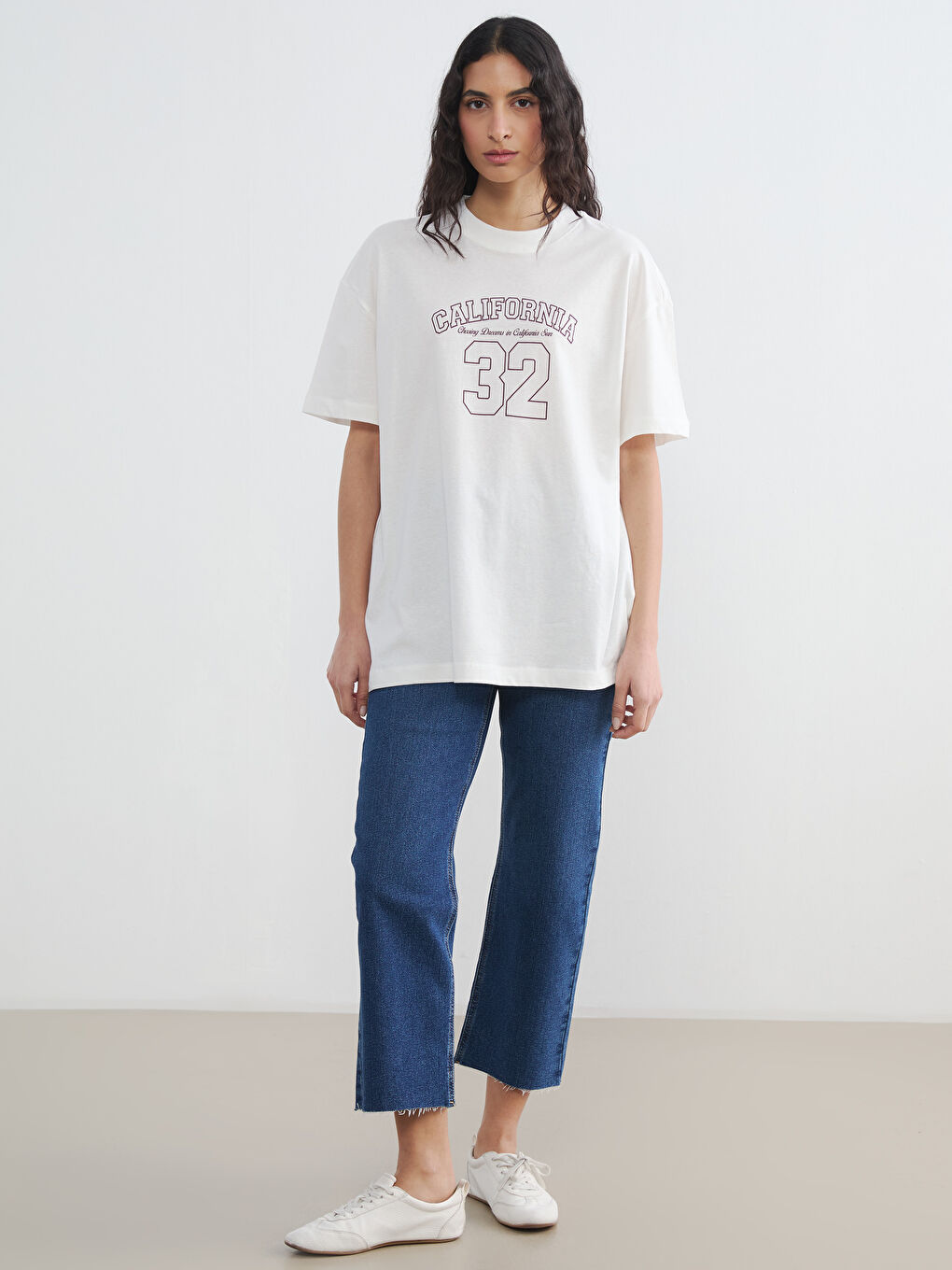 Женская футболка с круглым вырезом с принтом «California»-1