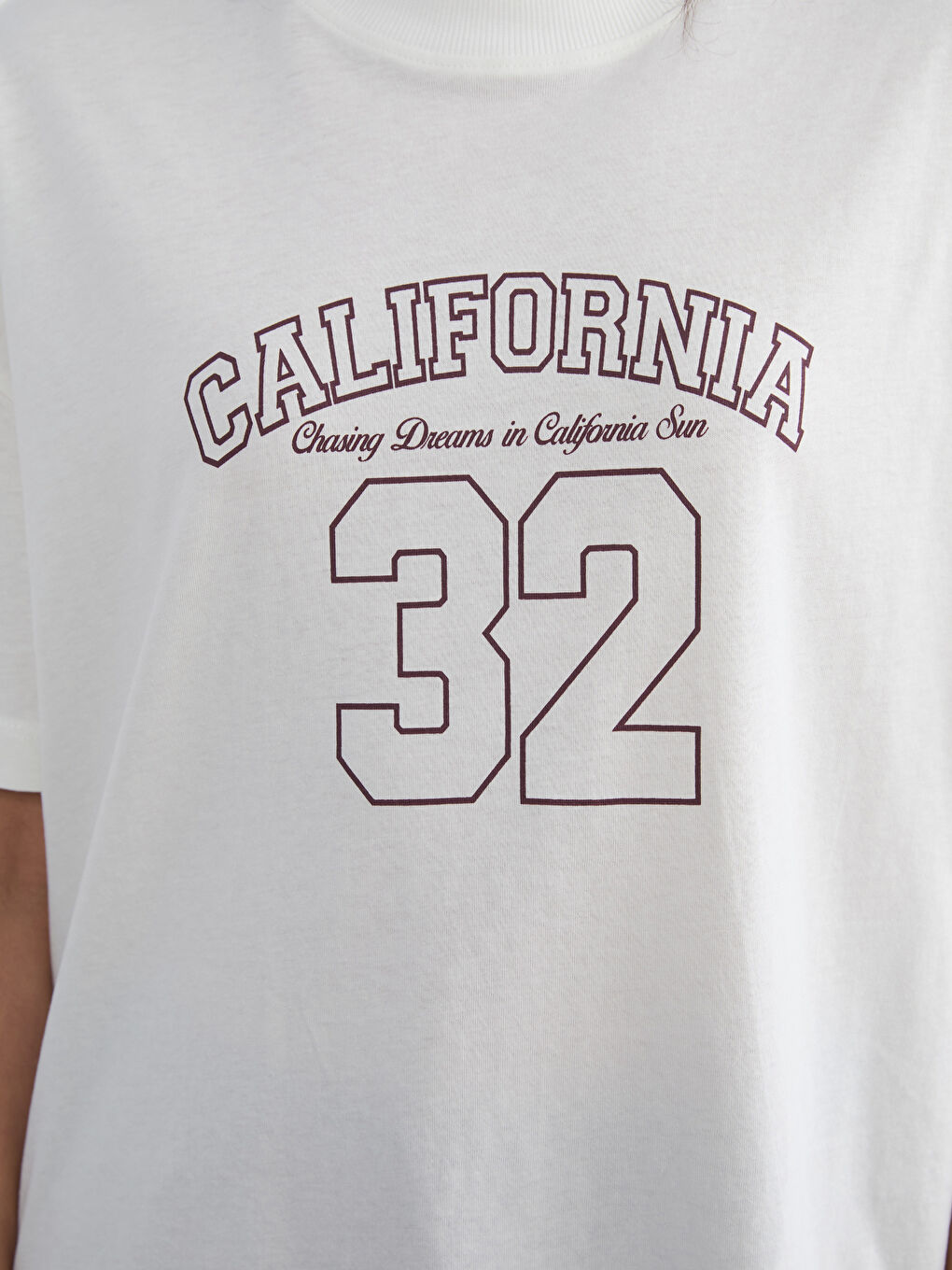 Женская футболка с круглым вырезом с принтом «California»-2