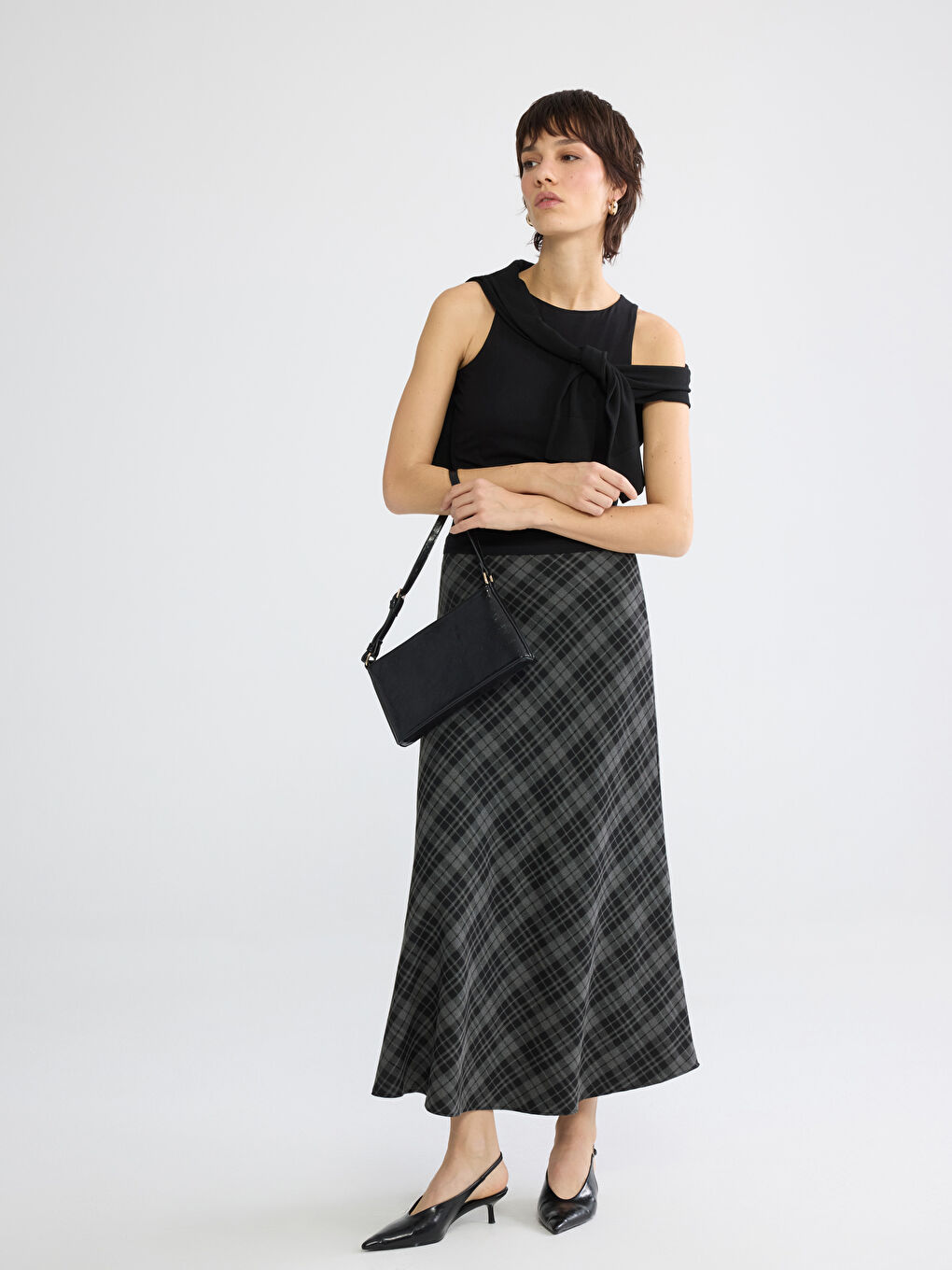 Plaid Flared Skirt with a Zippered Waist
