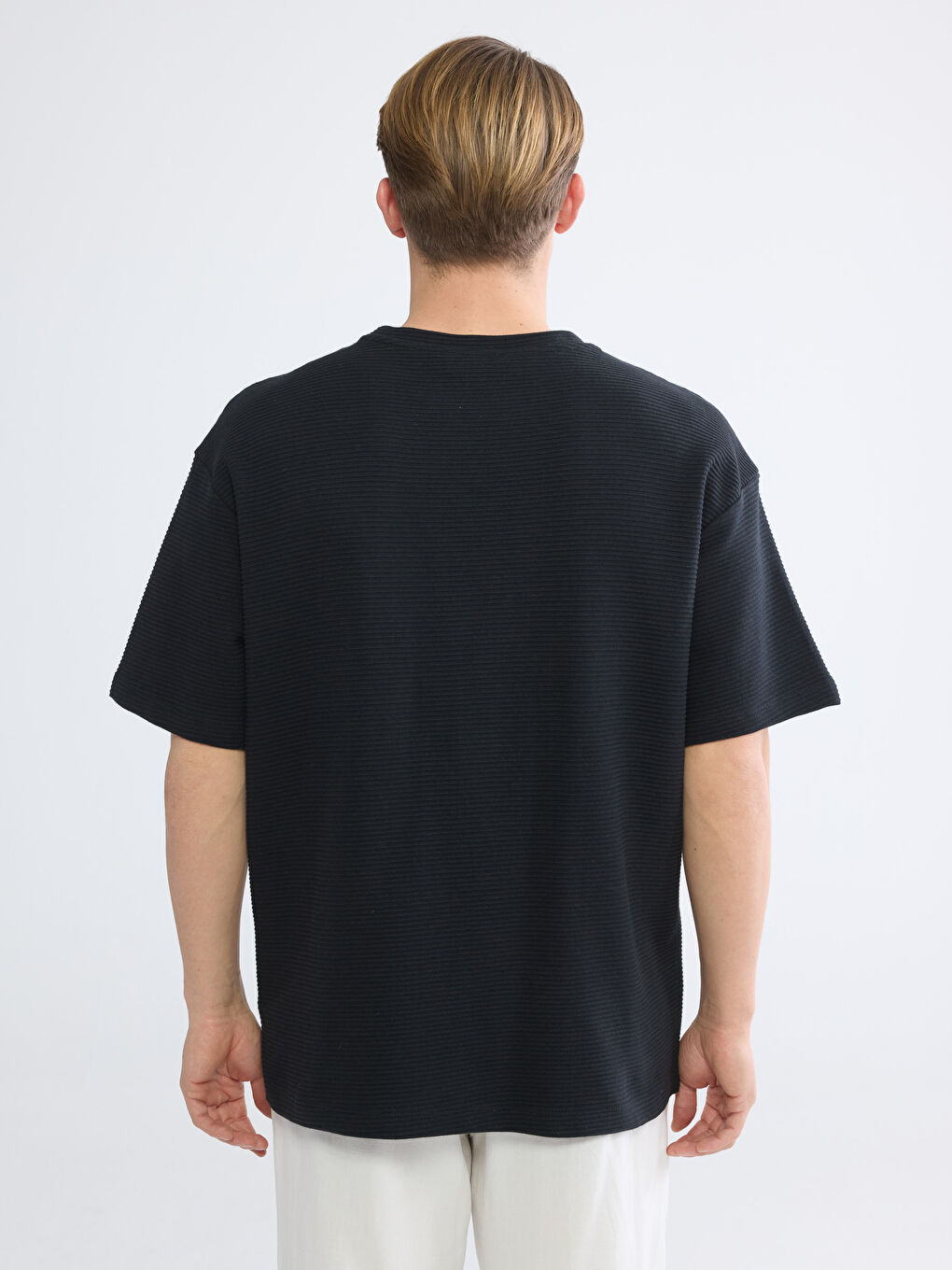 Siyah Oversize Fit Erkek Tişört-3