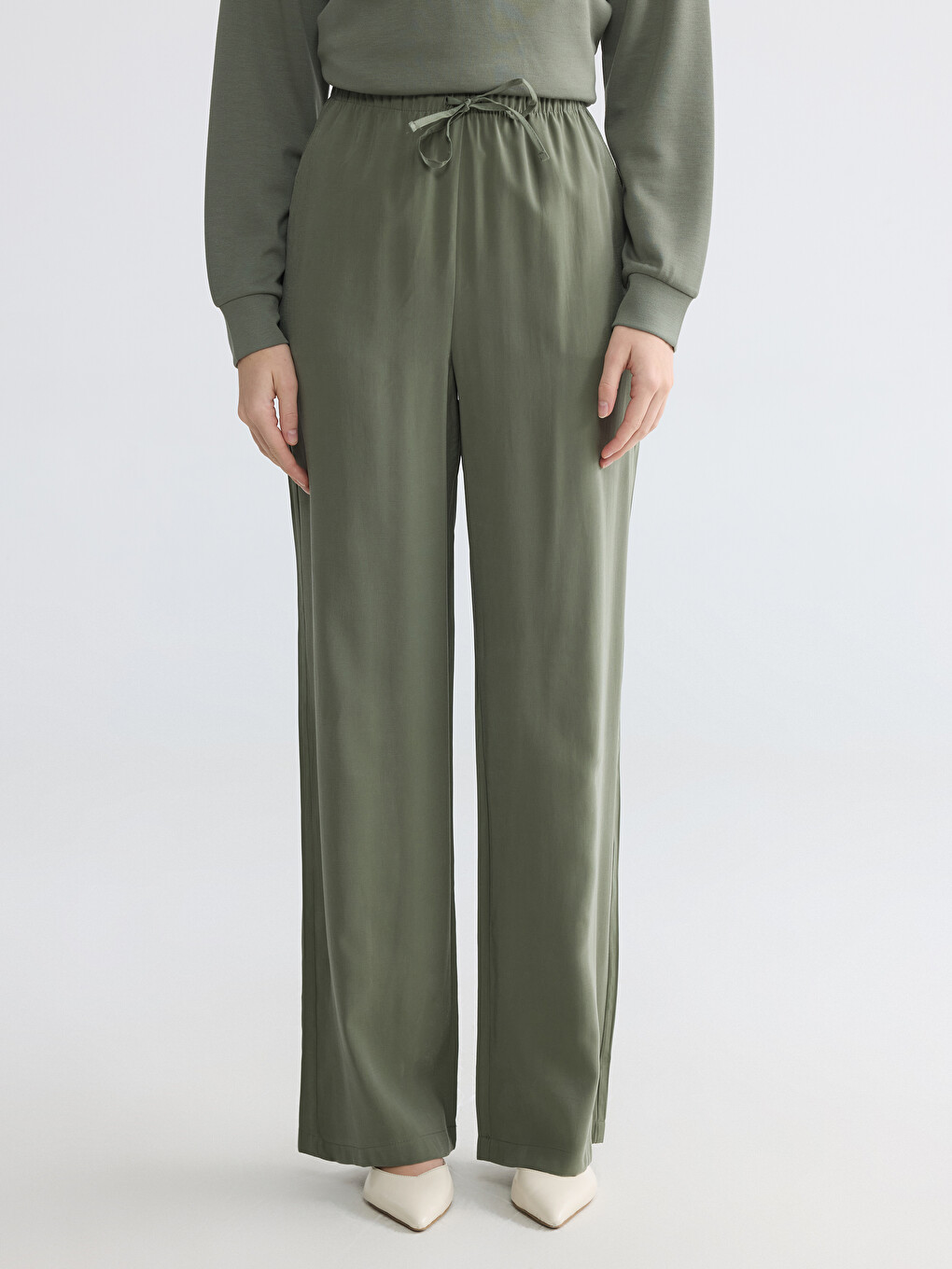 Woman Khaki Trousers-1