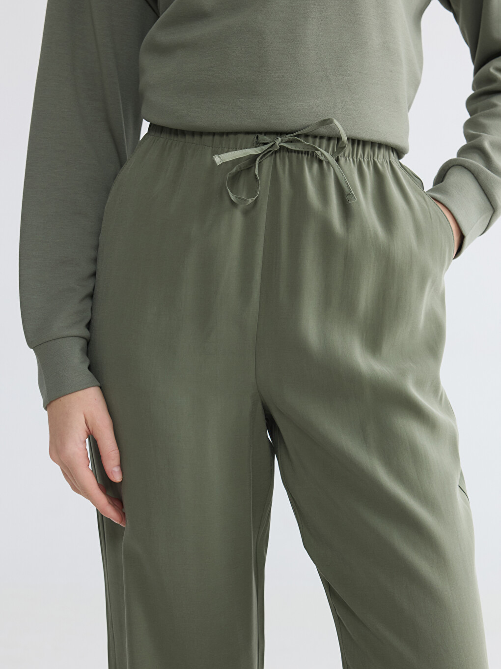Woman Khaki Trousers-2
