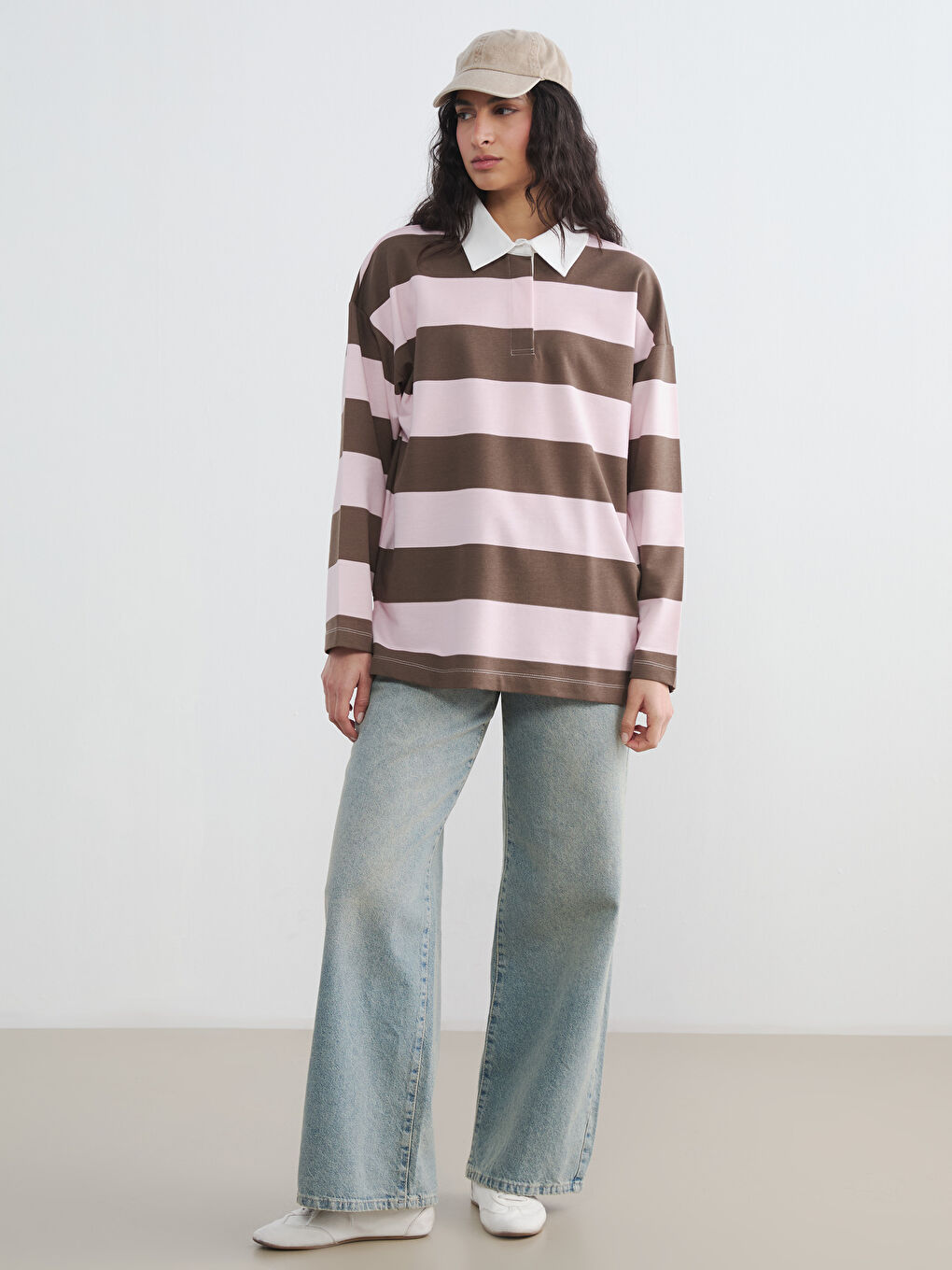 Pembe Polo Yaka Çizgili Oversize Kadın Sweatshirt-1