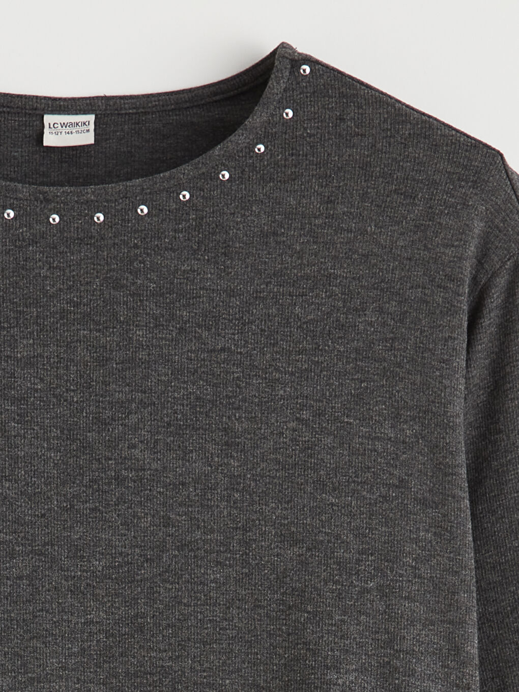 Gri Bisiklet Yaka Taşlı Kız Çocuk Tişört-1