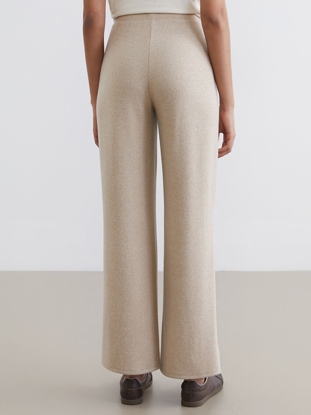 بنطال رياضي بيج امرأة-3