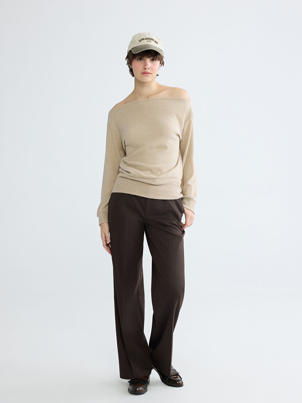 Bej Kayık Yaka Bluz-1