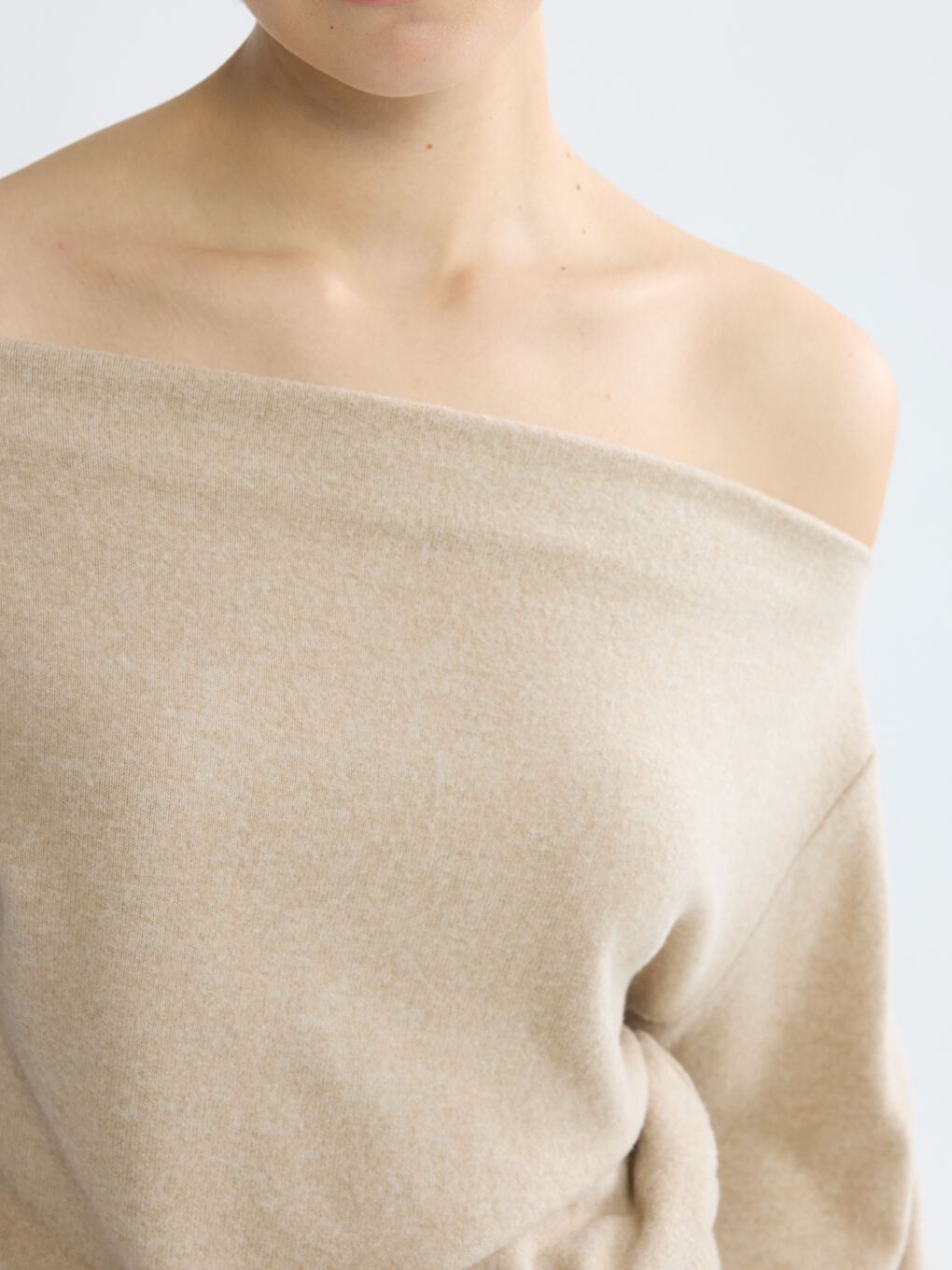 Bej Kayık Yaka Bluz-2