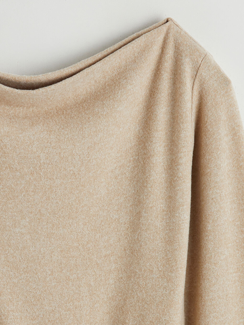 Bej Kayık Yaka Bluz-5