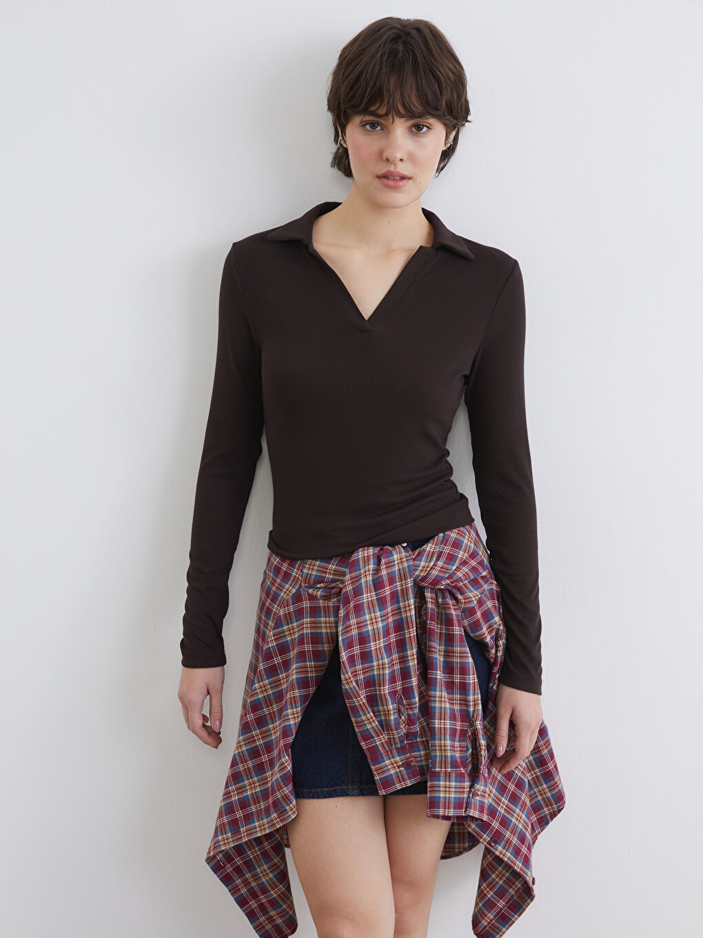 Kahverengi Polo Yaka Kadın Body	