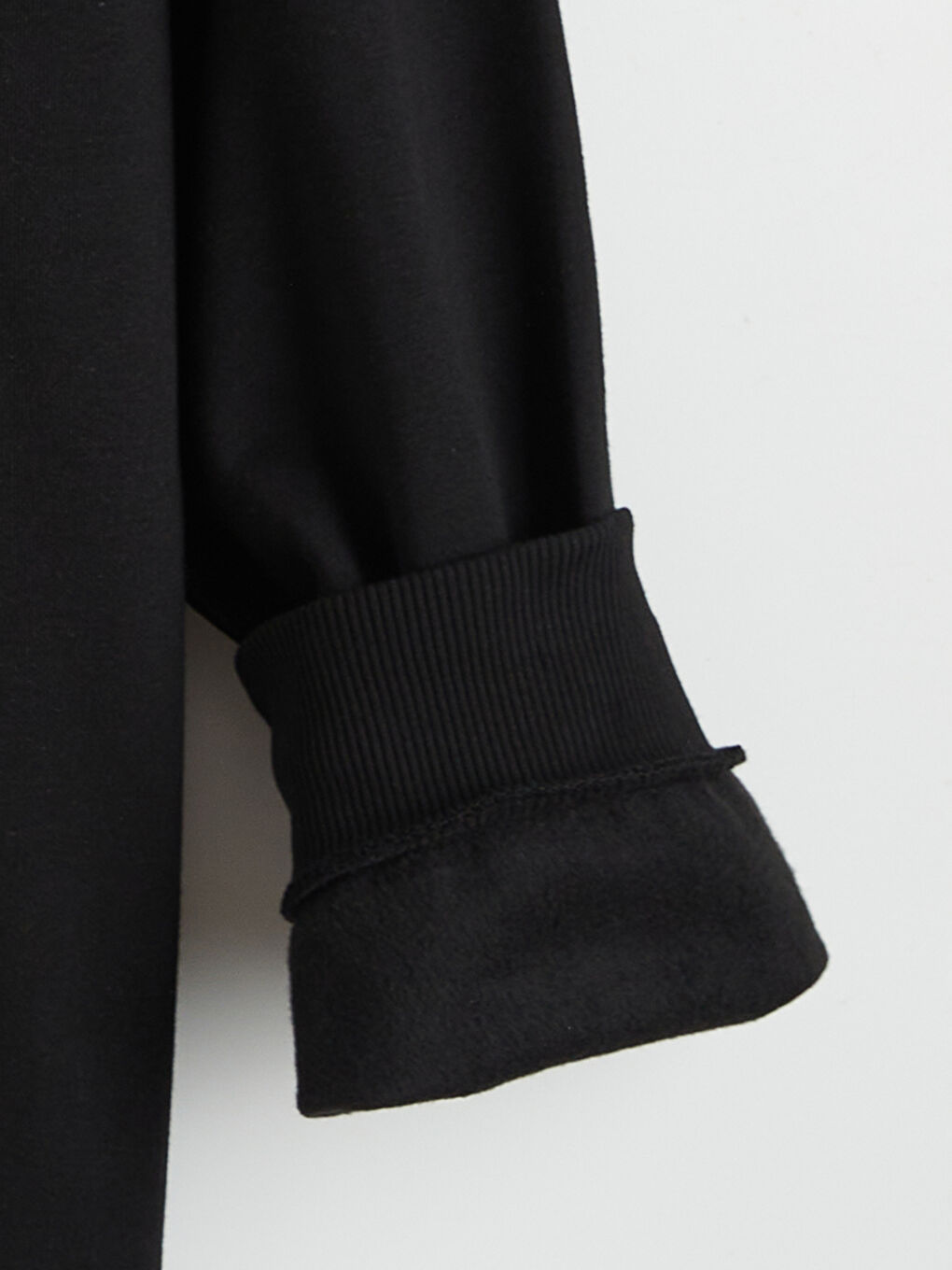 Siyah Bisiklet Yaka Erkek Kalın Sweatshirt-1