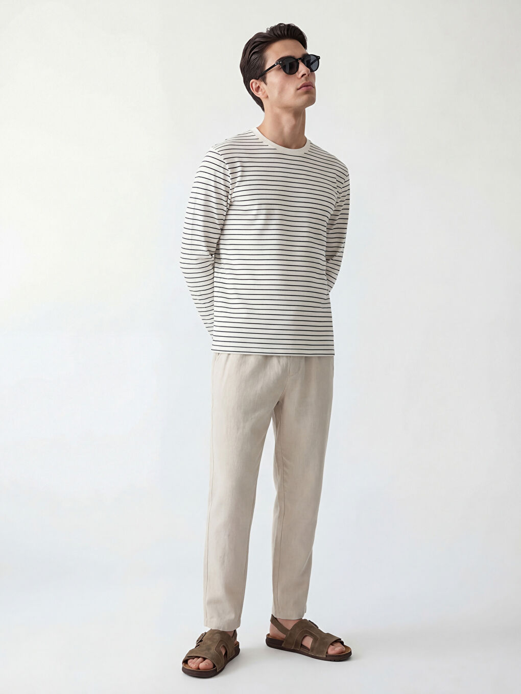 Ekru Bisiklet Yaka Çizgili Erkek Sweatshirt-1