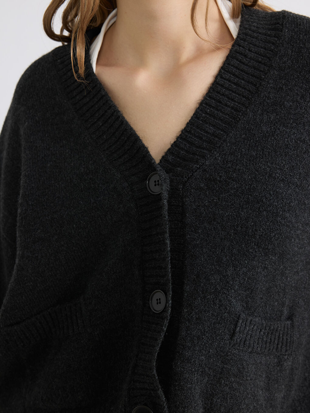 Antrasit V Yaka Kadın Triko Hırka-2