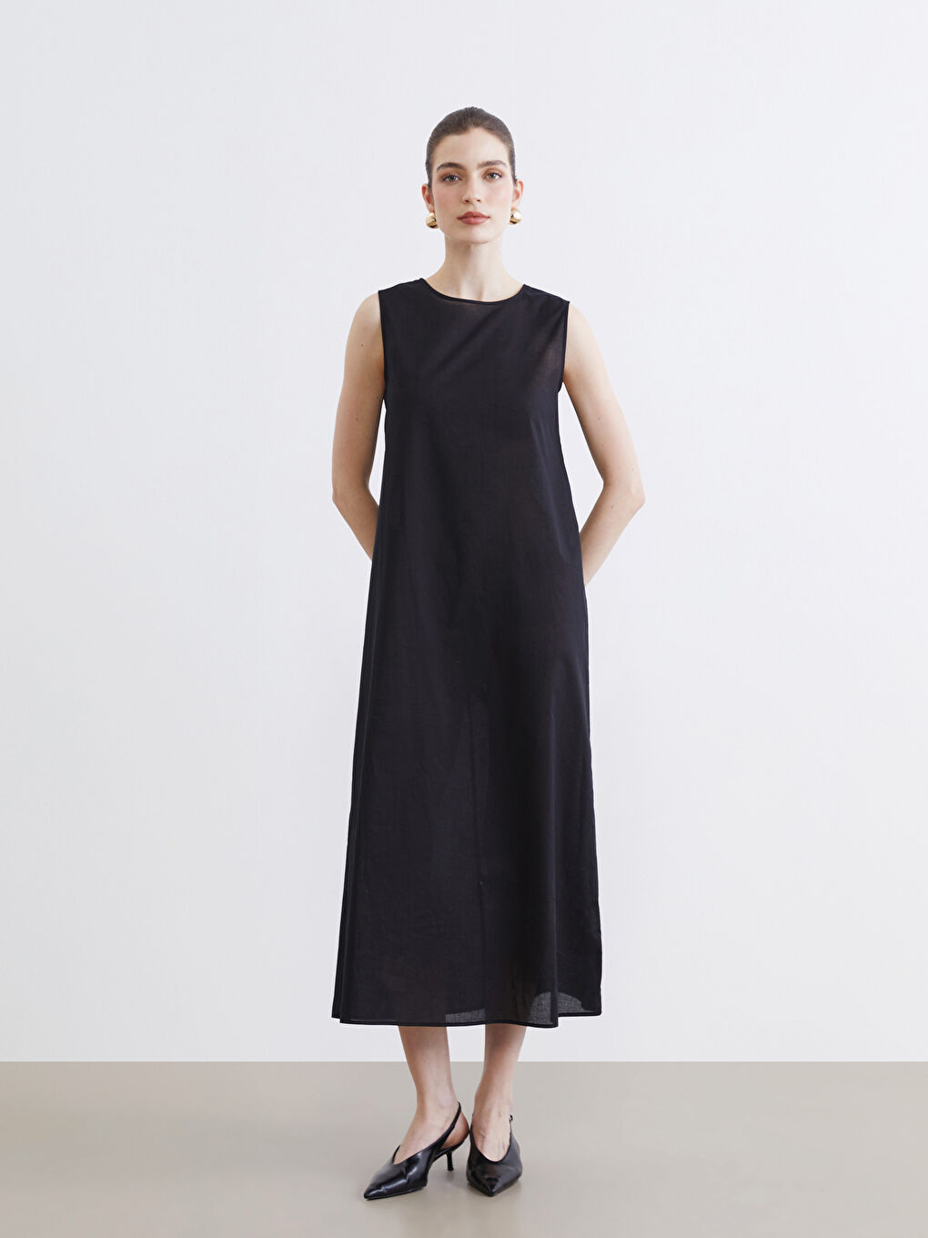 Siyah Bisiklet Yaka A Kesim Elbise Astarı