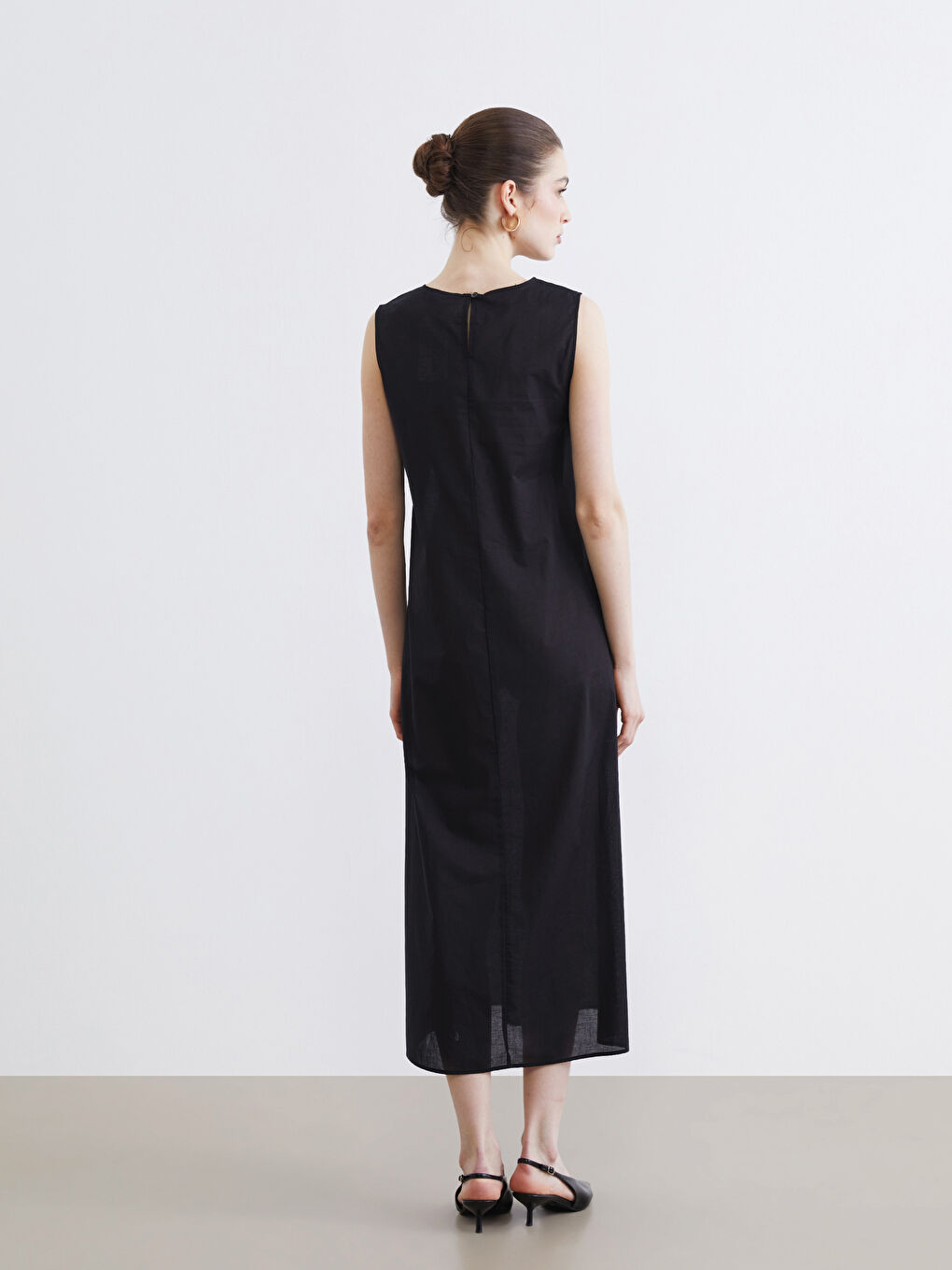 Siyah Bisiklet Yaka A Kesim Elbise Astarı-3