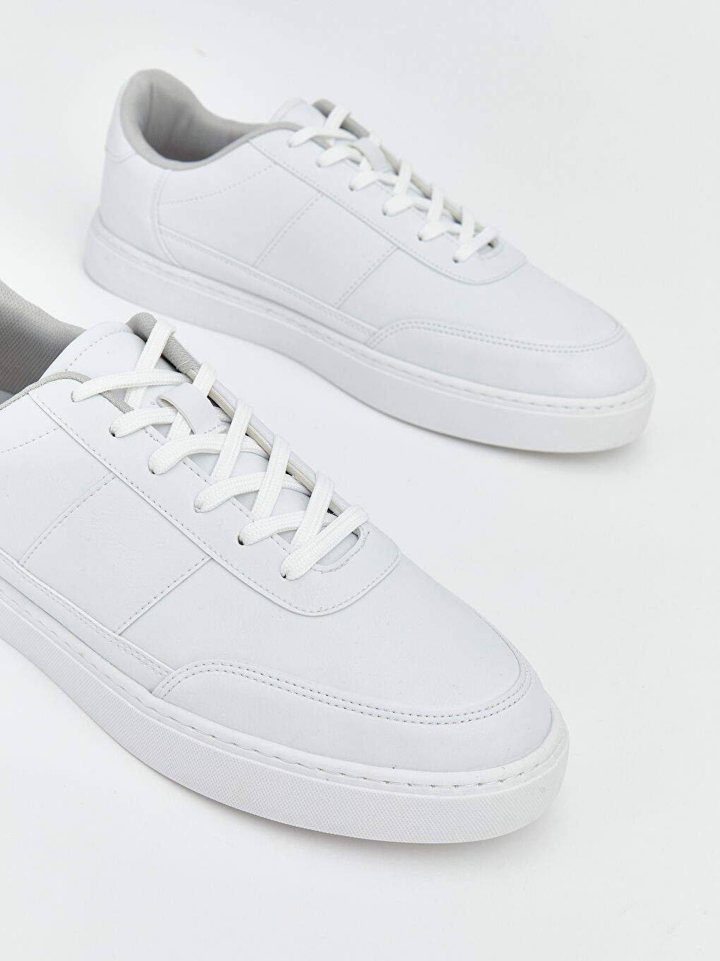 Beyaz Bağcıklı Erkek Spor Ayakkabı-2