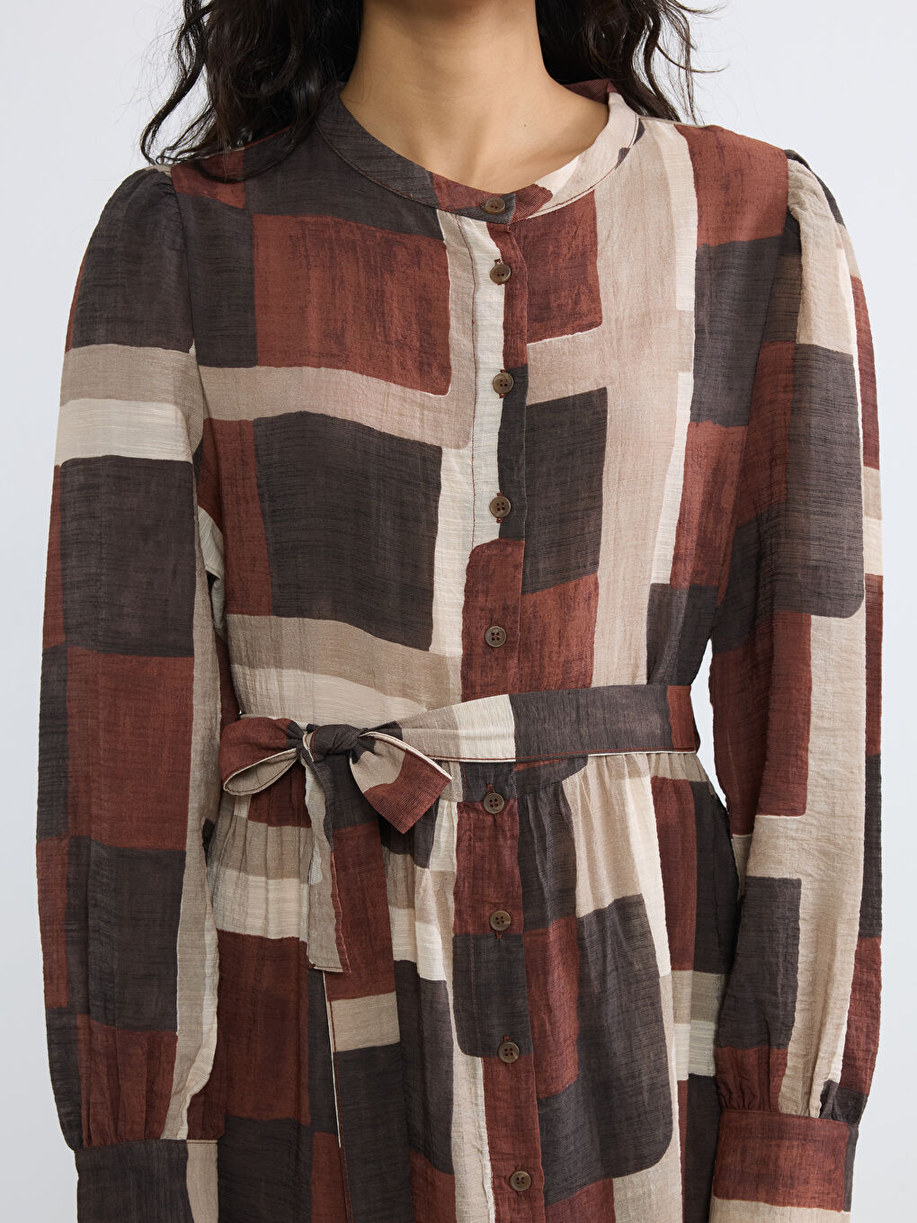 Kahverengi Hakim Yaka Desenli Belden Oturtmalı Gömlek Elbise-2