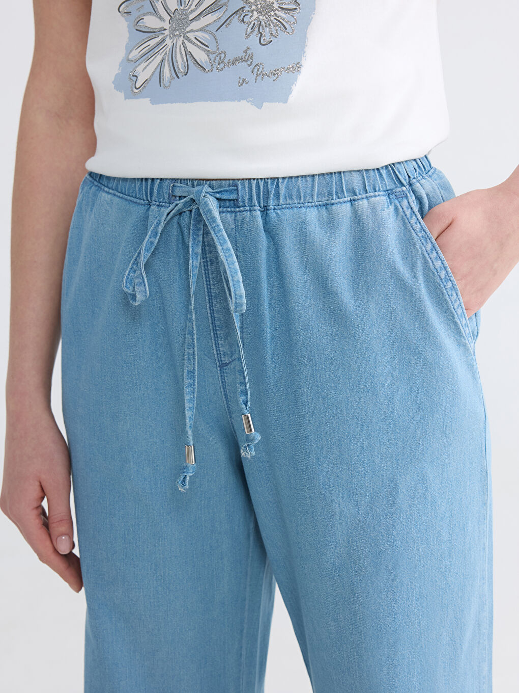 Bej Beli Lastikli Wideleg Kadın Jean Pantolon-2