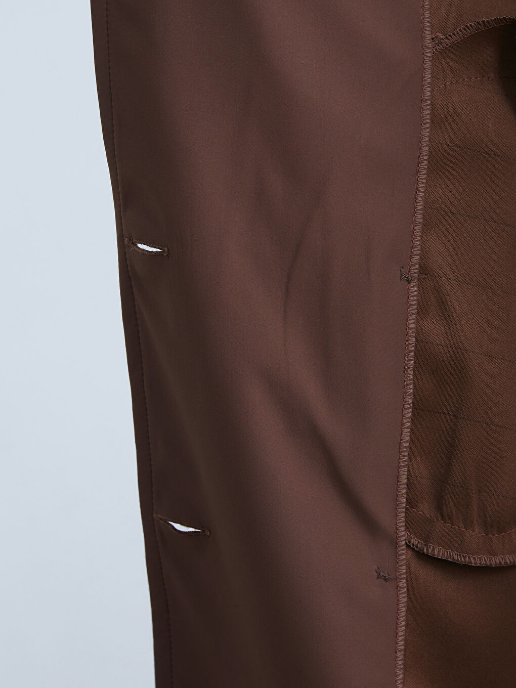 الجاكيت الترنش المزدوج مع الحزام. شيك بكل سهولة.-2