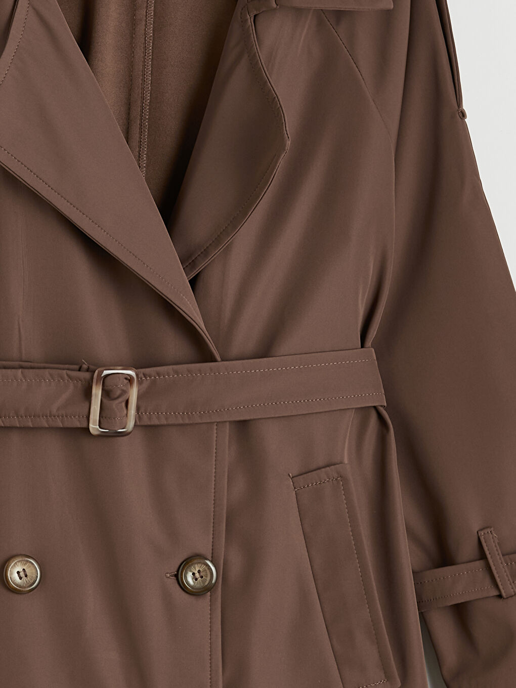 The belted, double-breasted trench coat. Effortlessly chic.-1