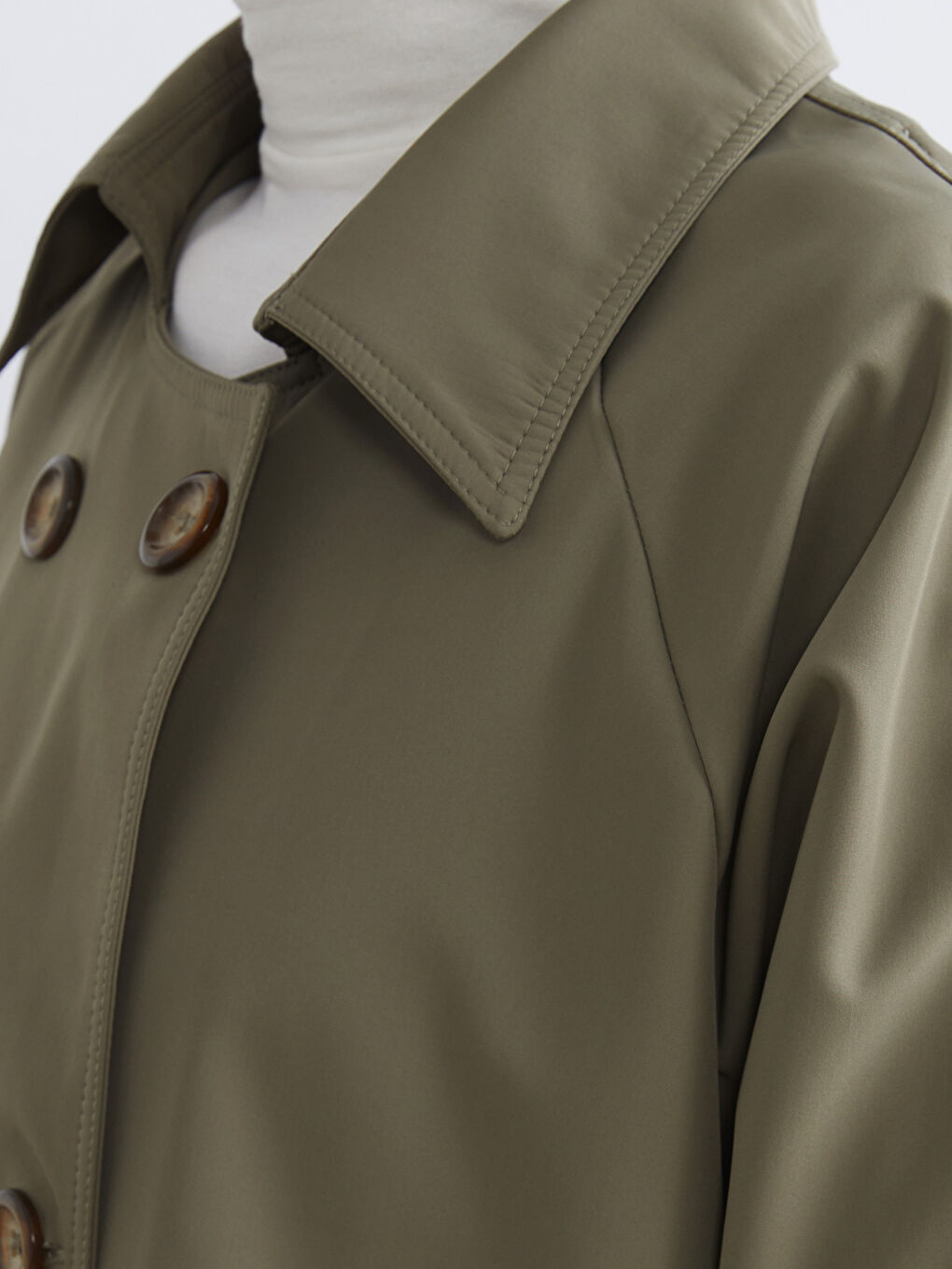 بالطو ترنش نسائي مزدوج الصفوف-3