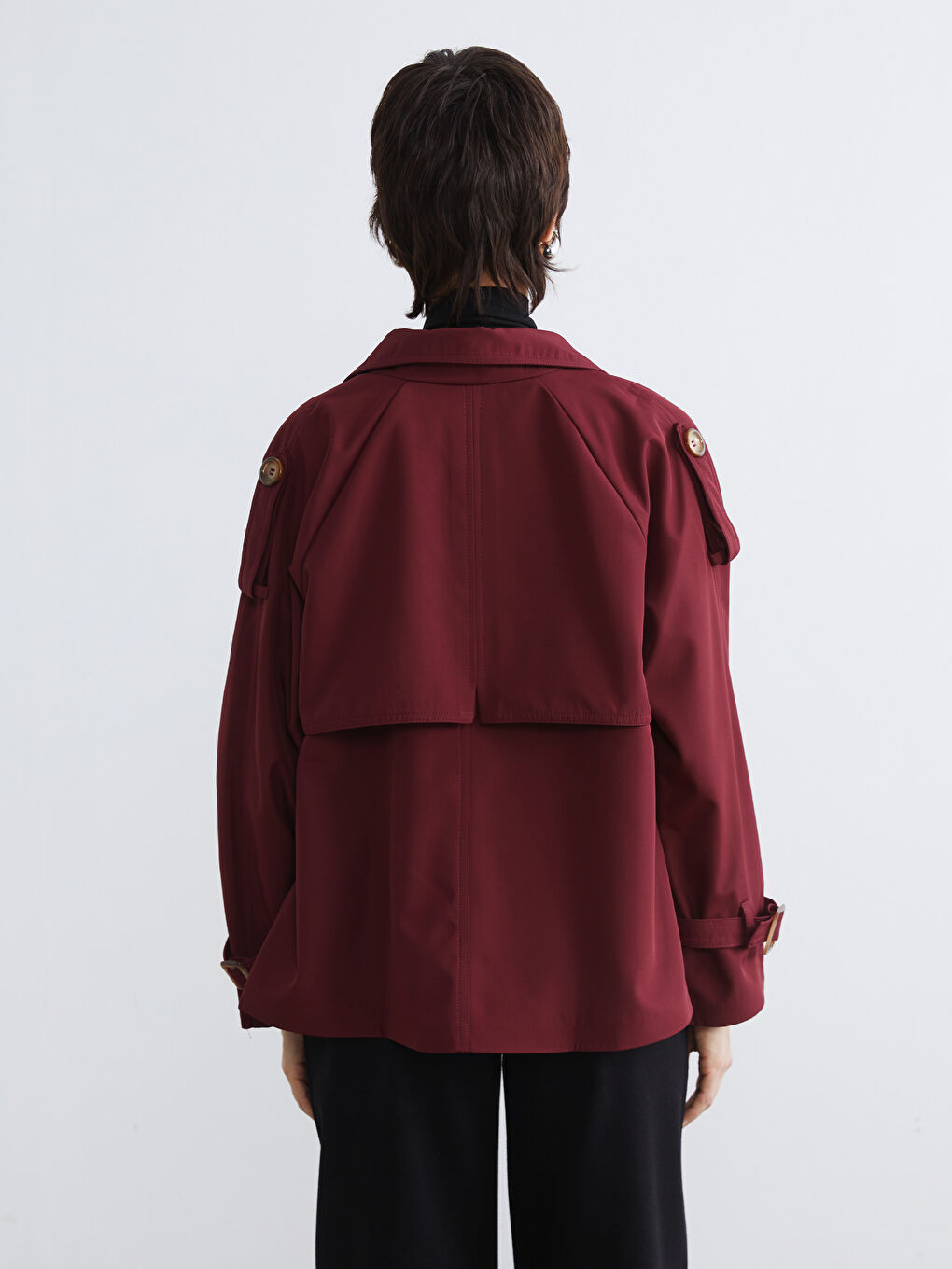 بالطو حريمي بكباسين مزدوجة-4