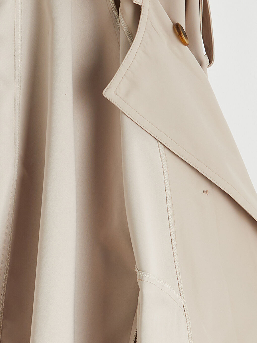 Woman BEIGE Trenchcoat-1