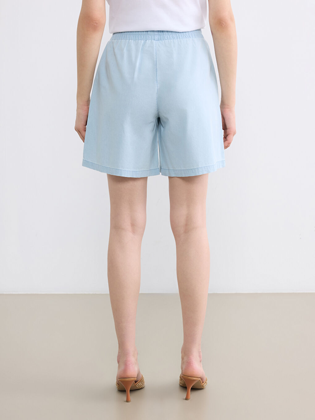 Elastic Waist Women's Jean Shorts-3