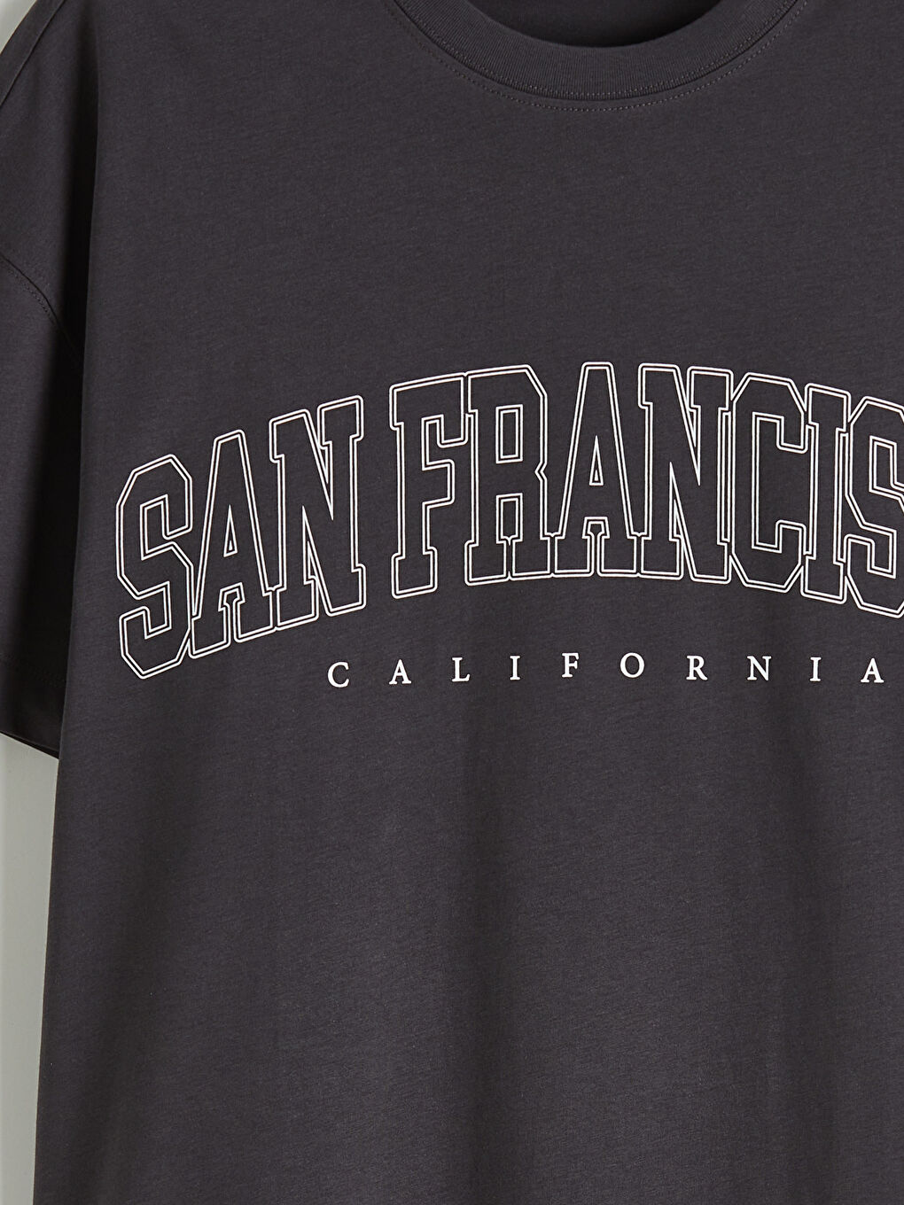 ქალი ანტრაციტი მაისურები და ზედები-5