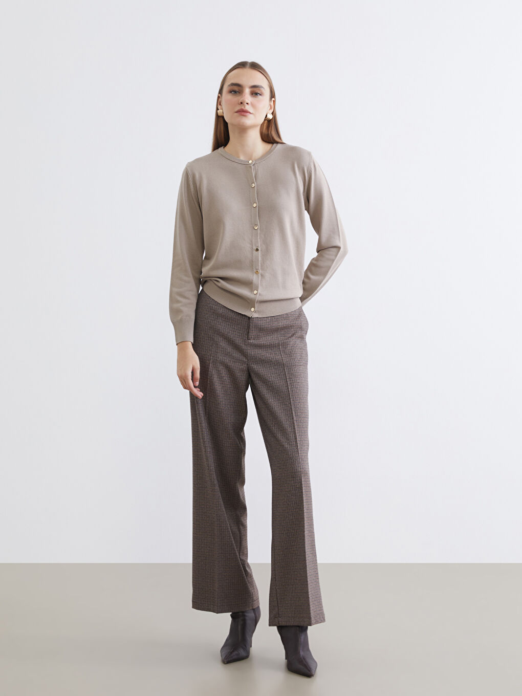 Kahverengi Standart Fit Ekose Kadın Pantolon